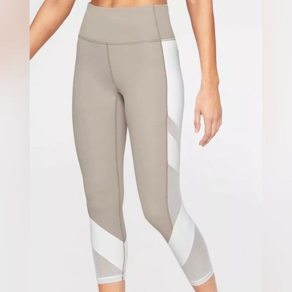 Athleta Exhale Mesh Capri Athletic Leggings Beige White Size S Activewear Yoga - Picture 1 of 14